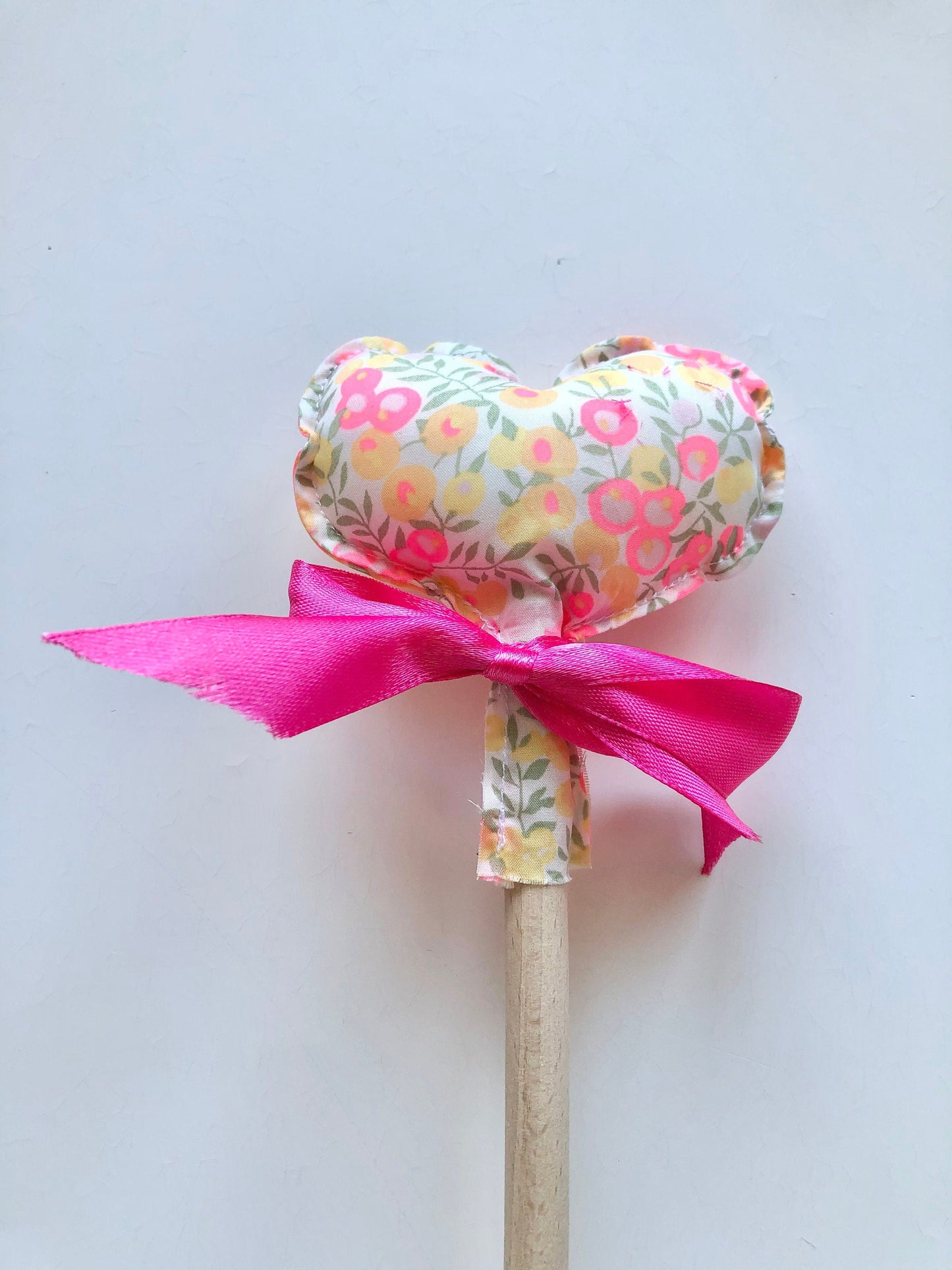 Baguette magique en tissu liberty
