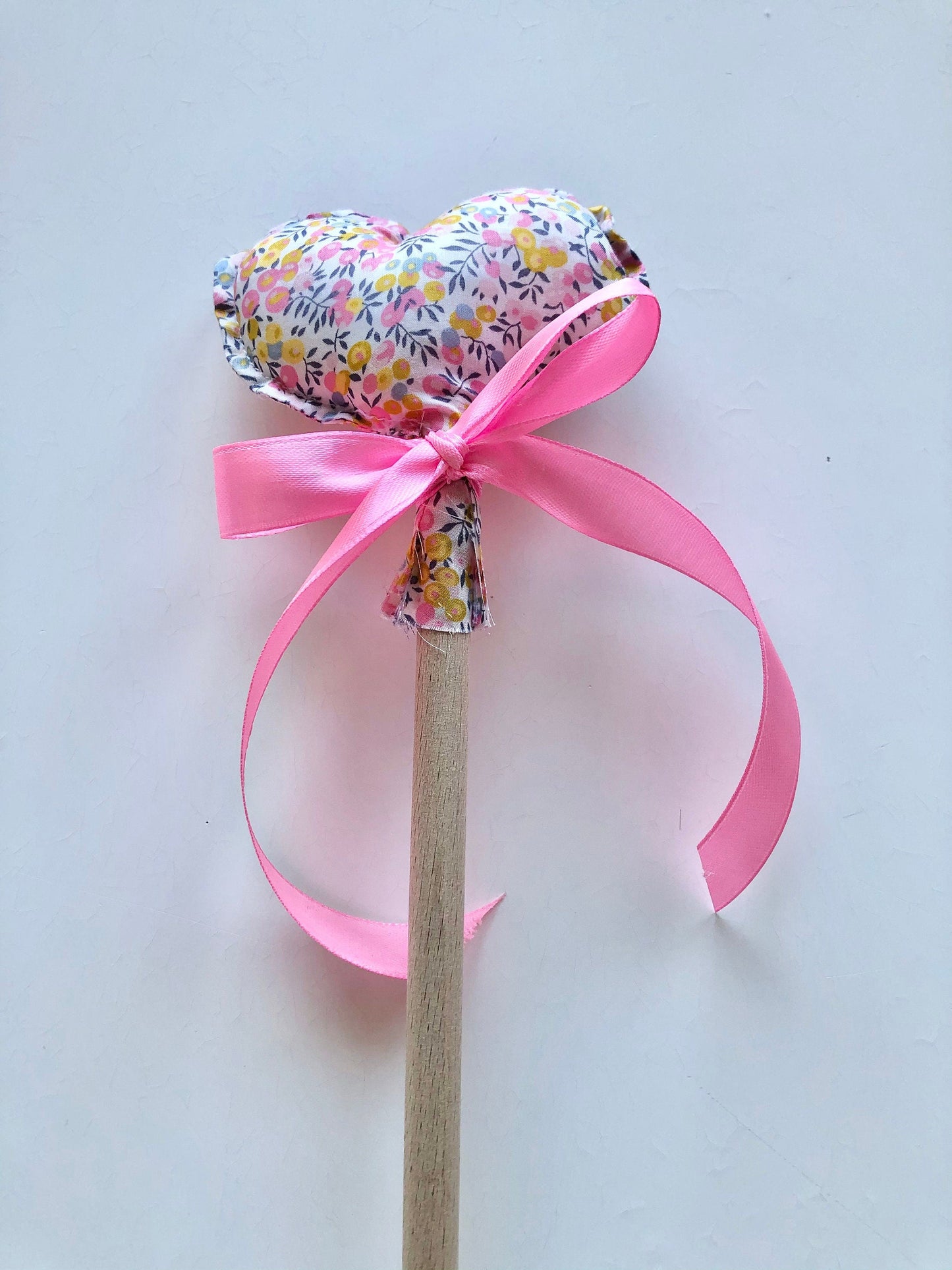 Baguette magique en tissu liberty