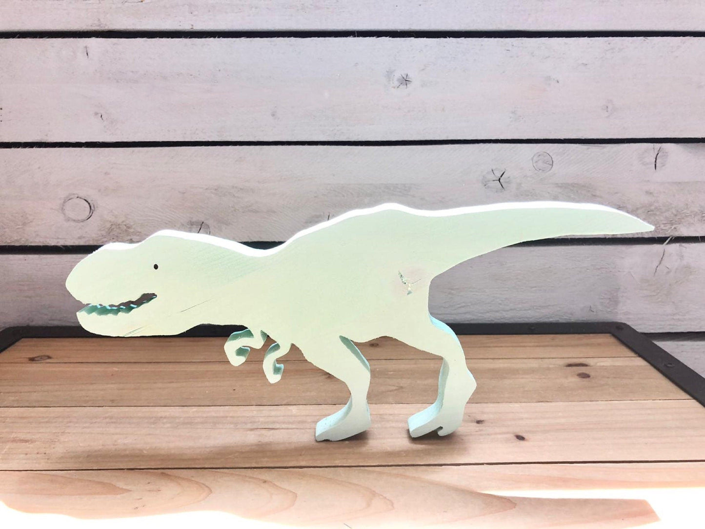 Dinosaure en bois