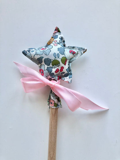 Baguette magique en tissu liberty