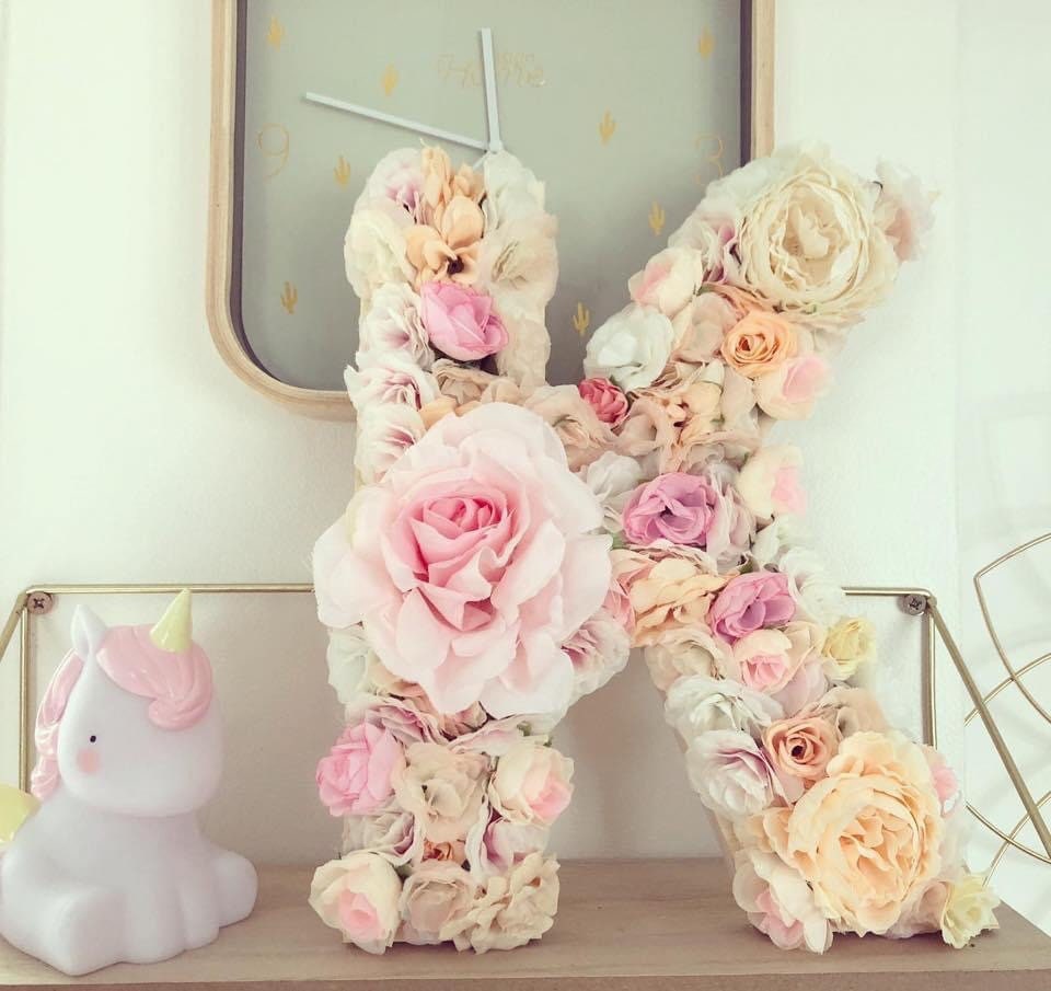 Lettre bois fleuries de roses differents cm