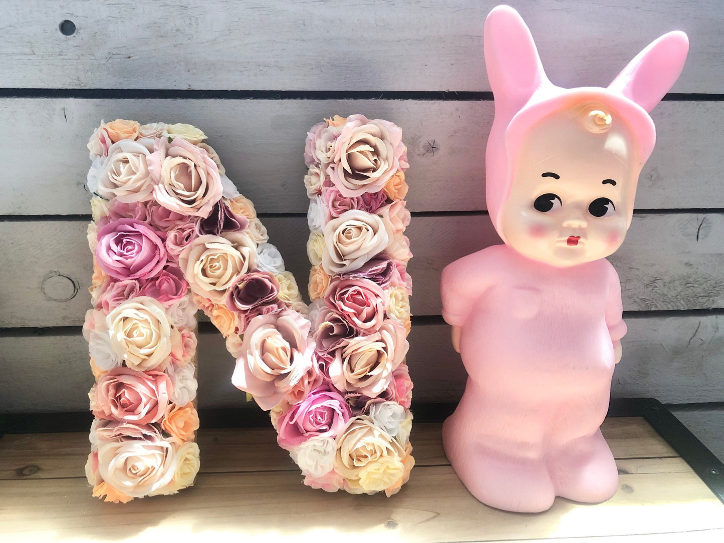 Lettre bois fleuries de roses differents cm