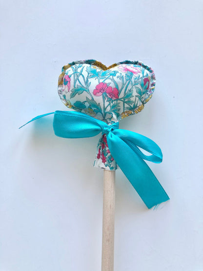 Baguette magique en tissu liberty