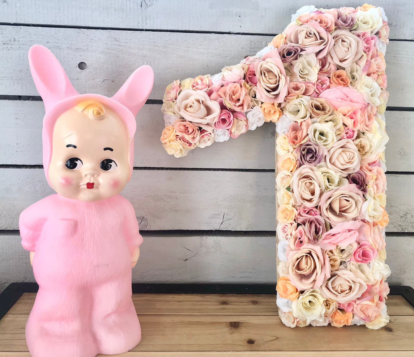 Lettre bois fleuries de roses differents cm