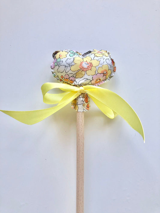 Baguette magique en tissu liberty
