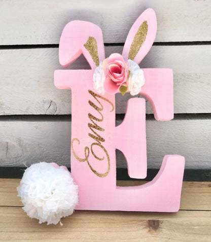 Lettre en bois lapin personnalisé